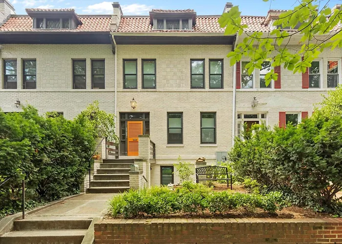 Cheery Flat In Adams Morgan - Mt Pleasant